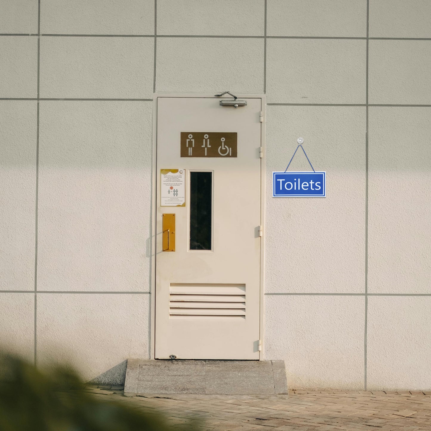 Toilets Blue Hanging Sign (BS7)