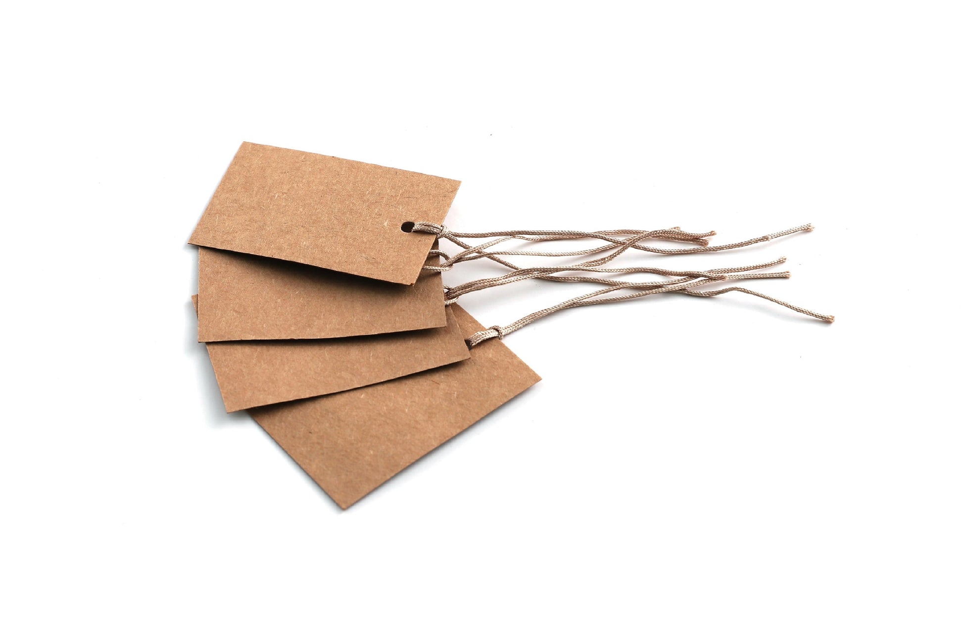 100 x Strung Hanging Card Clothing Tags 60mm x 40mm Brown tradingmadeeasy.co.uk