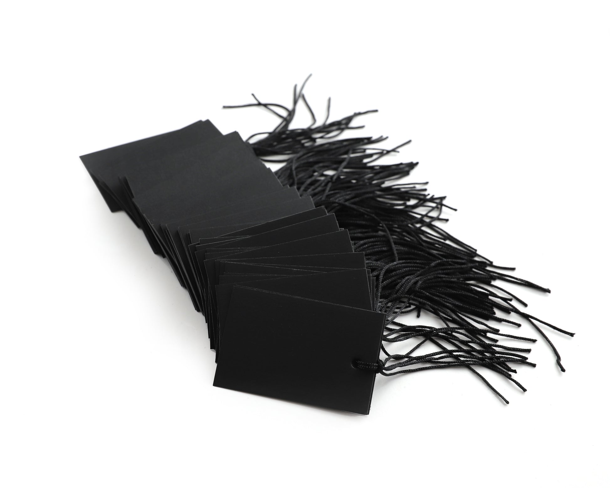100 x Strung Hanging Card Clothing Tags 70mm x 45mm Black tradingmadeeasy.co.uk