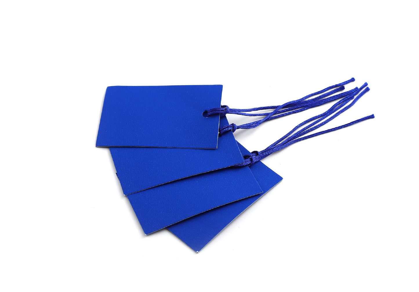 100 x Strung Hanging Card Clothing Tags 60mm x 40mm Blue tradingmadeeasy.co.uk
