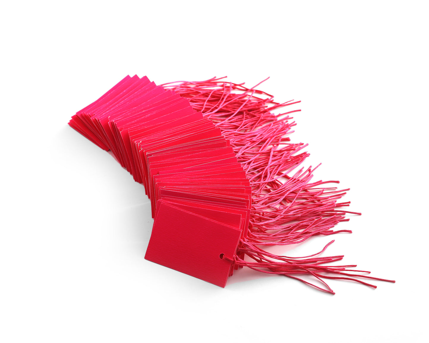 100 x Strung Hanging Card Clothing Tags 70mm x 45mm Pink tradingmadeeasy.co.uk